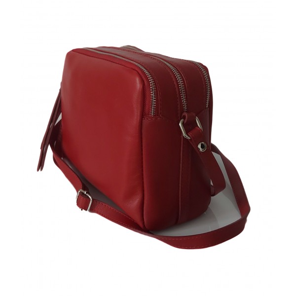 Włoska listonoszka skórzana trzykomorowa czerwona VP333R 1 Włoska listonoszka skórzana trzykomorowa VP333R