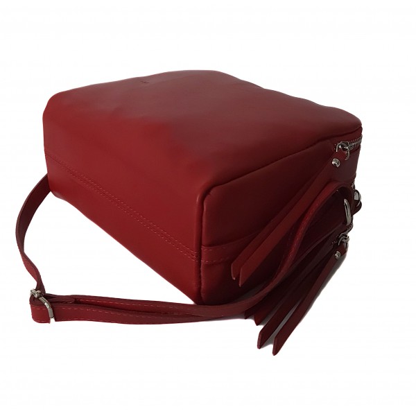 Włoska listonoszka skórzana trzykomorowa czerwona VP333R 4 Włoska listonoszka skórzana trzykomorowa czerwona VP333R - obrazek 4