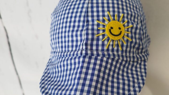 Wielka odkrywcza przygoda z letnią czapką dziecięcą: Chronić i stylizować na pokładzie!