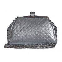 Włoska skórzana kopertówka pikowana srebrne okucia łańcuszek listonoszka biglówka Vera Pelle  LKB36ARG